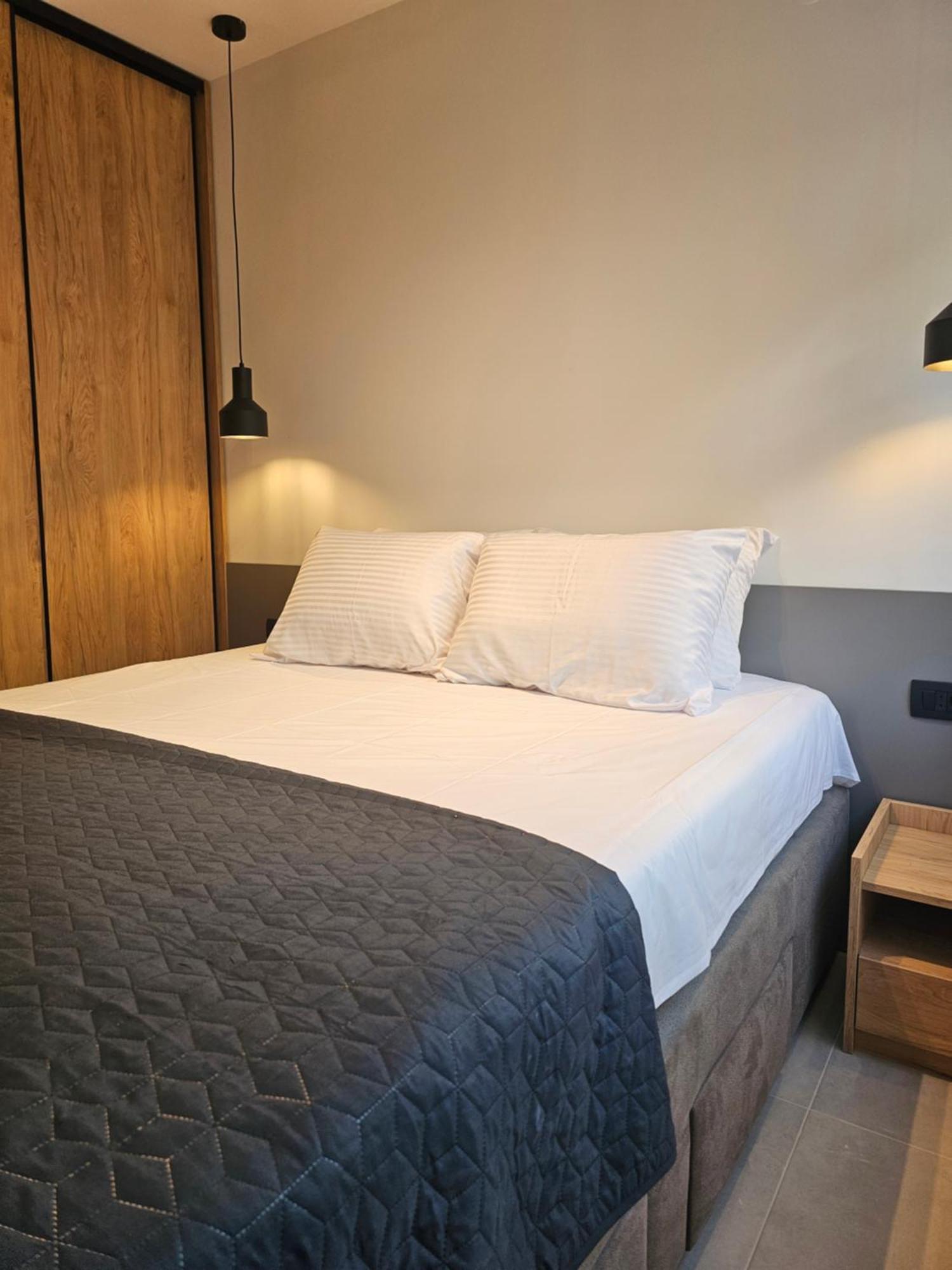 Anja & Ogo Apartments Sea View & Pool Petrovac Zewnętrze zdjęcie